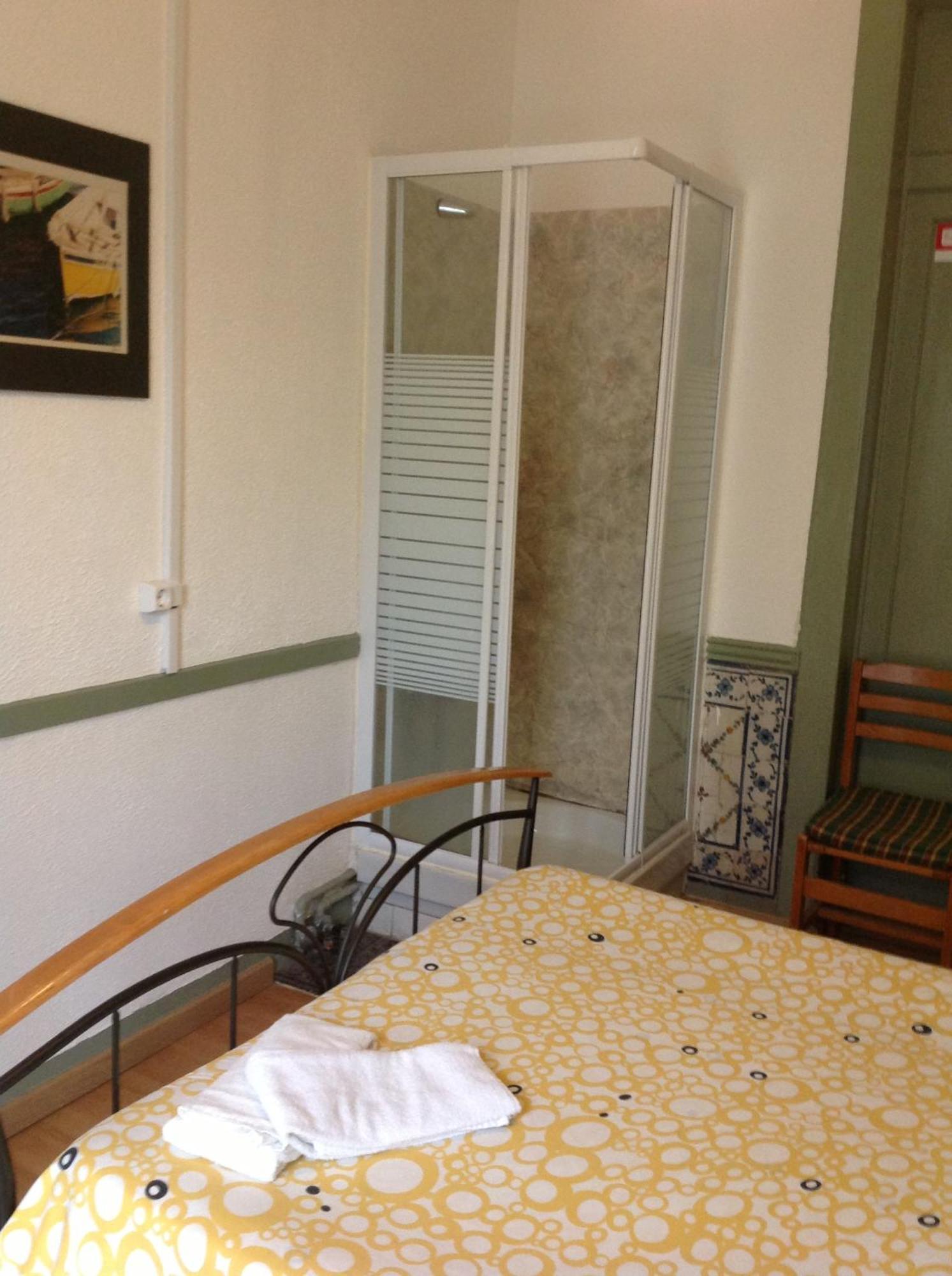 New Aljubarrota Guest House 리스본 객실 사진