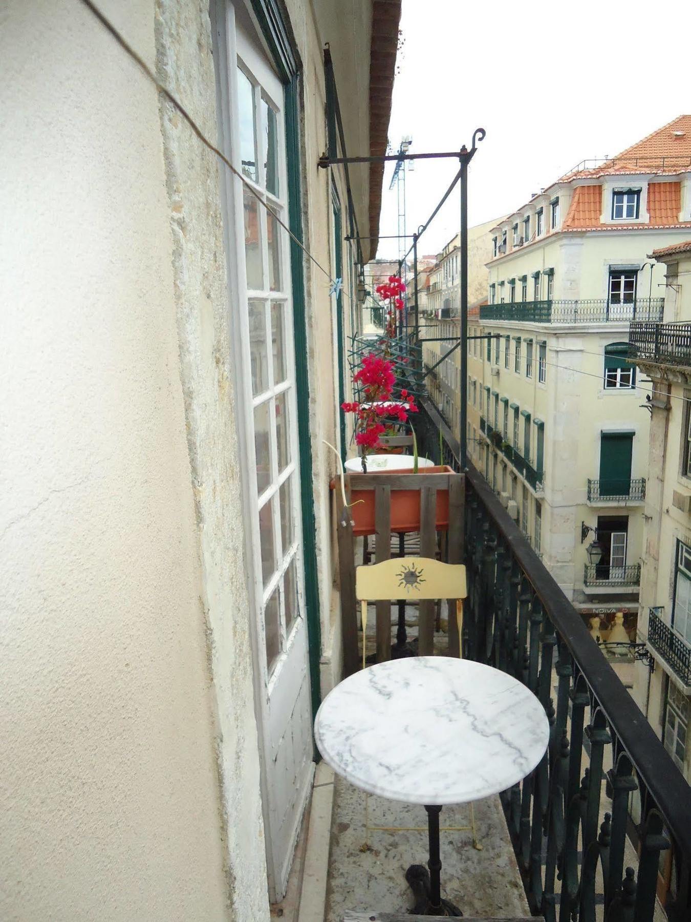 New Aljubarrota Guest House 리스본 외부 사진